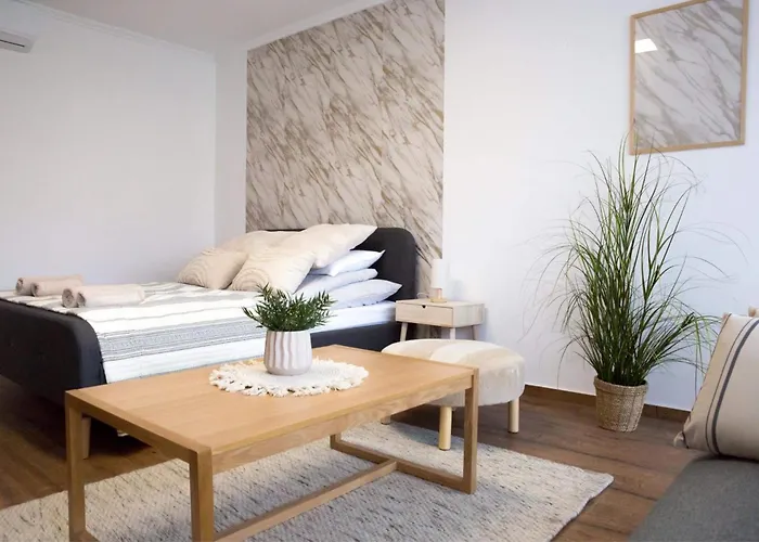 Deluxhome Sarospatak
